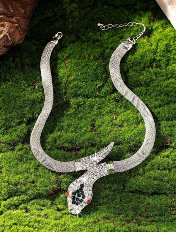 SNAKE CHOKER